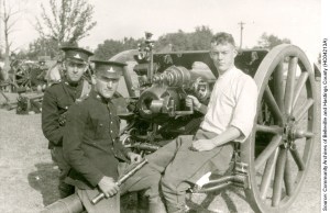 34th Battery gun with Gunners Yerex, Doxsee and Harris, ca. August 1914